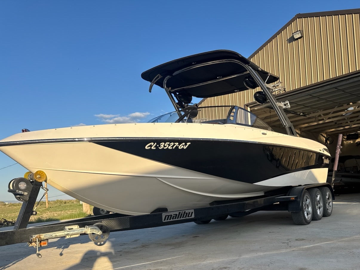 2013 Malibu 247 LSV - UNICORN - LOW HOURS