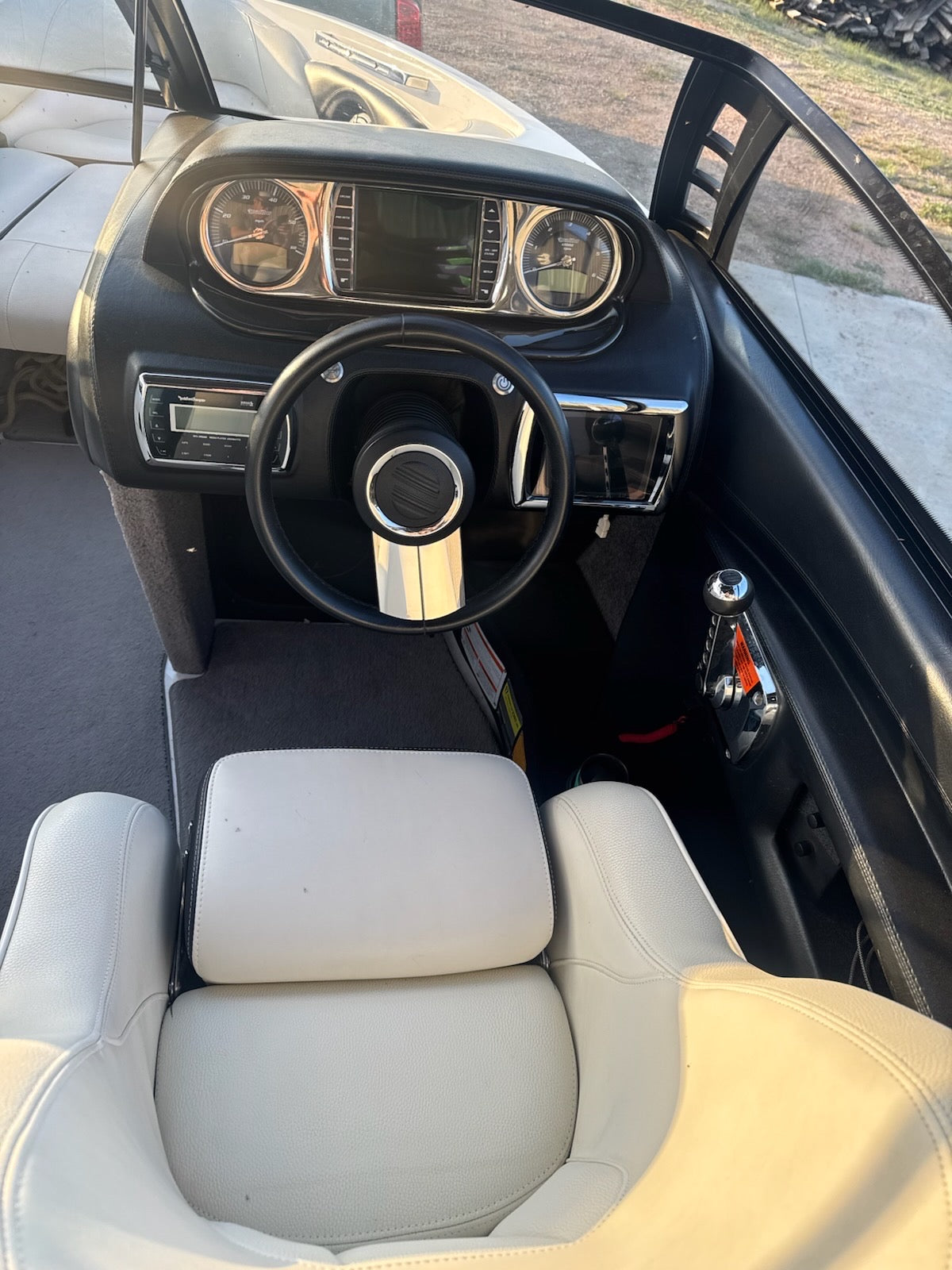 2013 Malibu 247 LSV - UNICORN - LOW HOURS