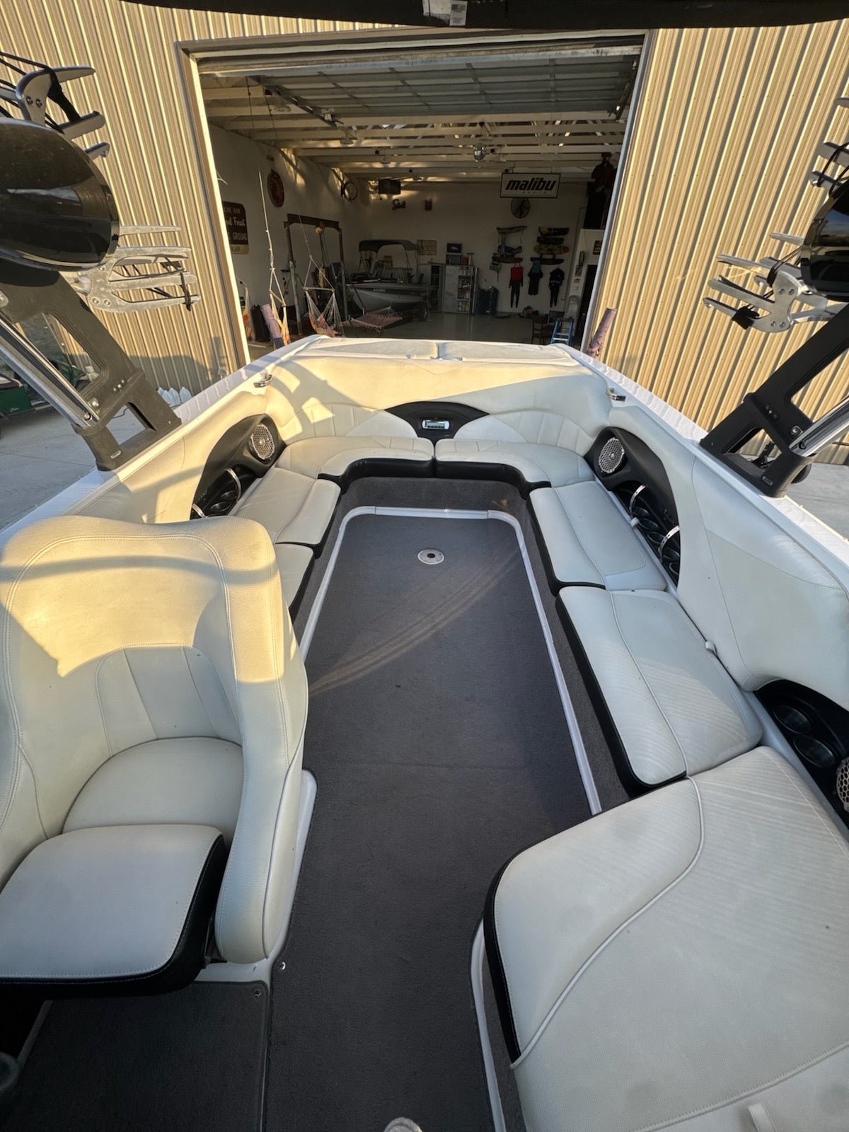 2013 Malibu 247 LSV - UNICORN - LOW HOURS