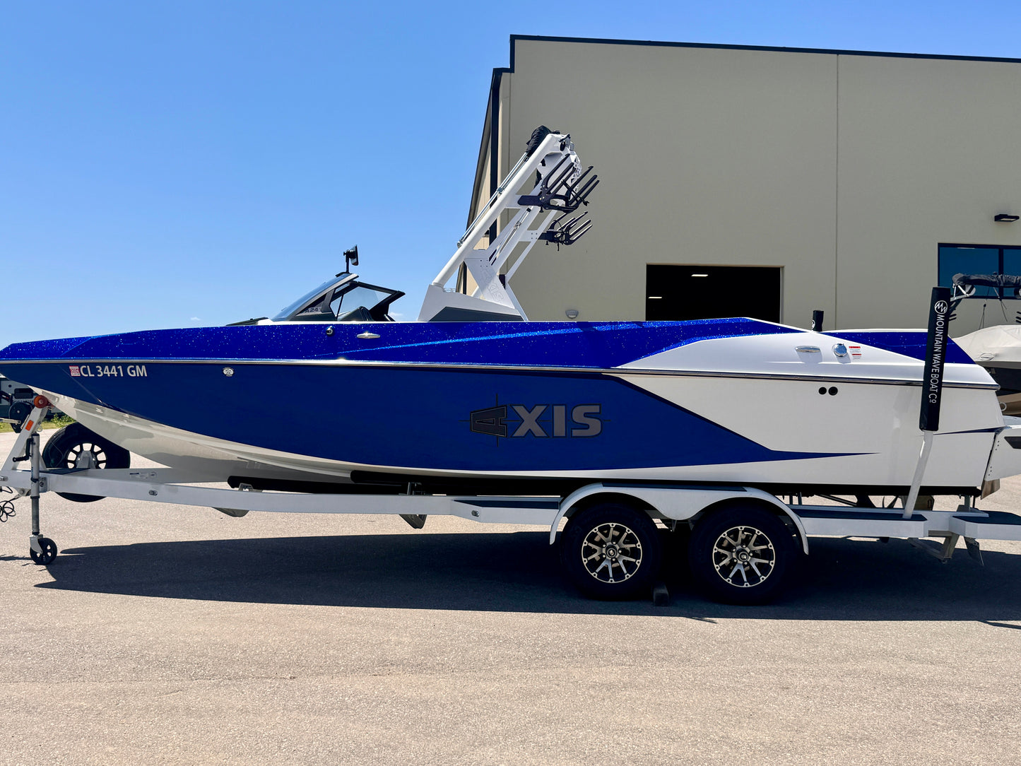 2020 Axis A24 - LIKE NEW - 80 Hours - M6DI