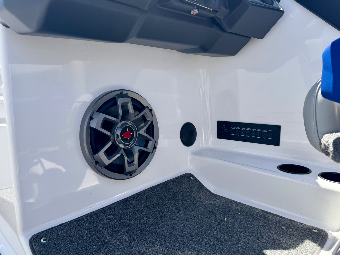 2020 Axis A24 - LIKE NEW - 80 Hours - M6DI