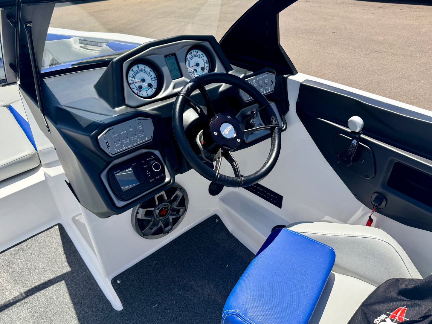 2020 Axis A24 - LIKE NEW - 80 Hours - M6DI