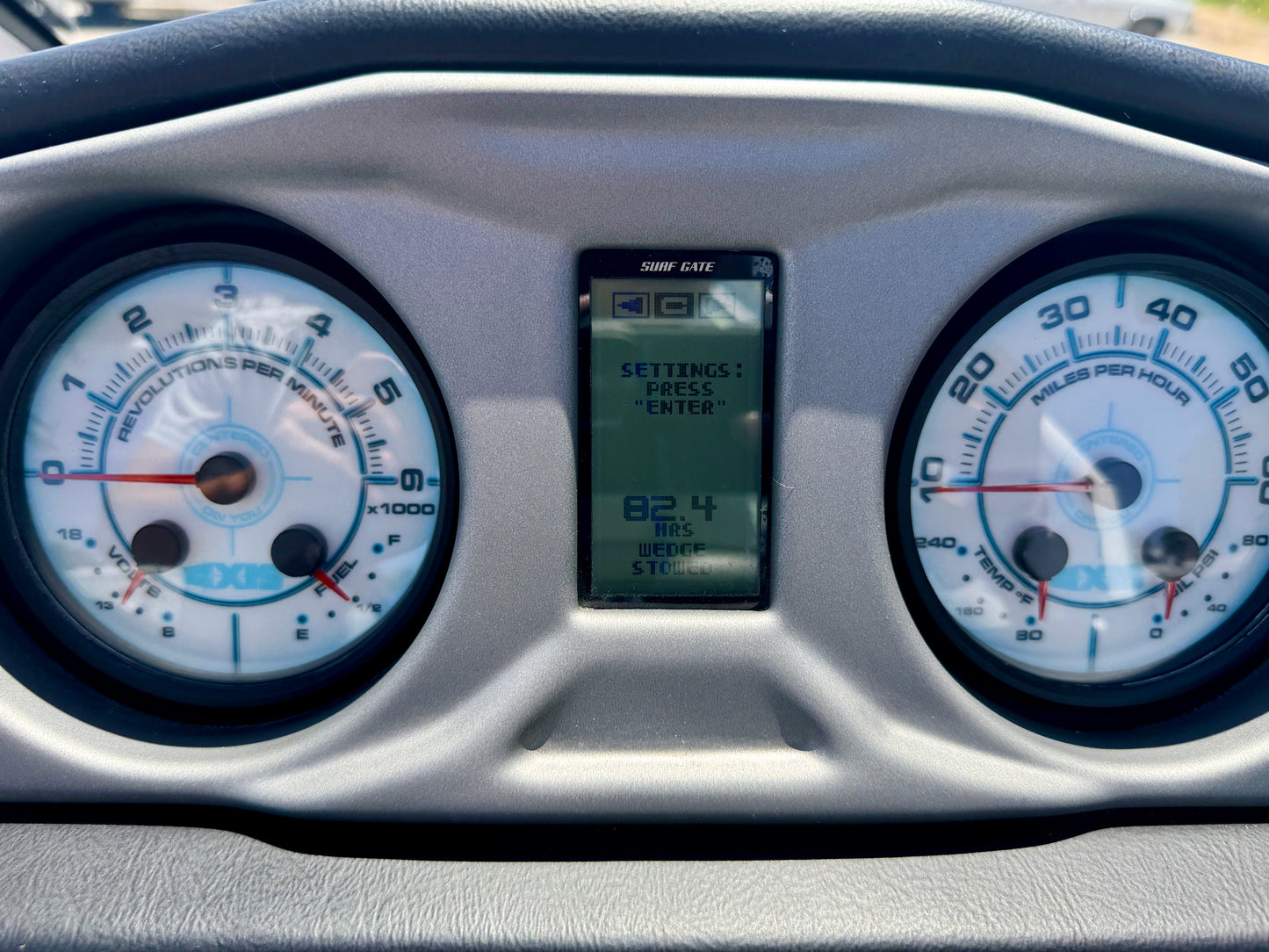 2020 Axis A24 - LIKE NEW - 80 Hours - M6DI