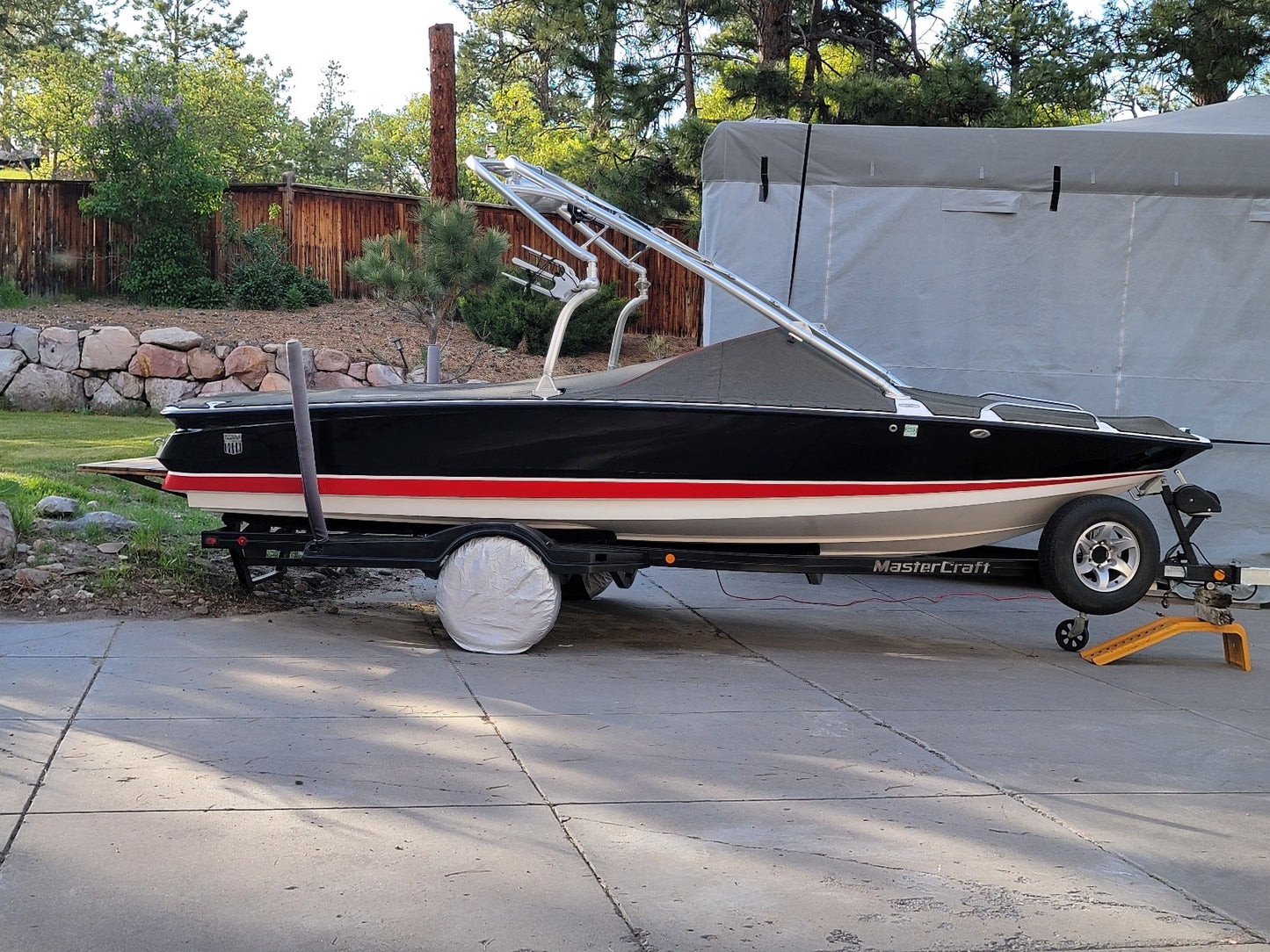 2004 MasterCraft ProStar 209 - VERY GOOD CONDITION, SKI READY