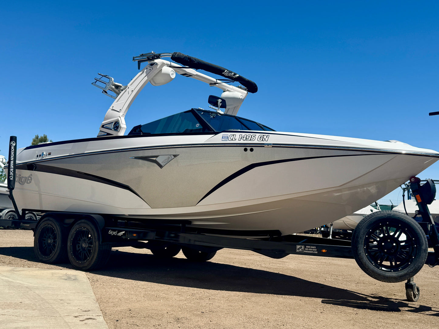 2022 Tige Z3 - 6.2L Raptor 400 - ALMOST NEW