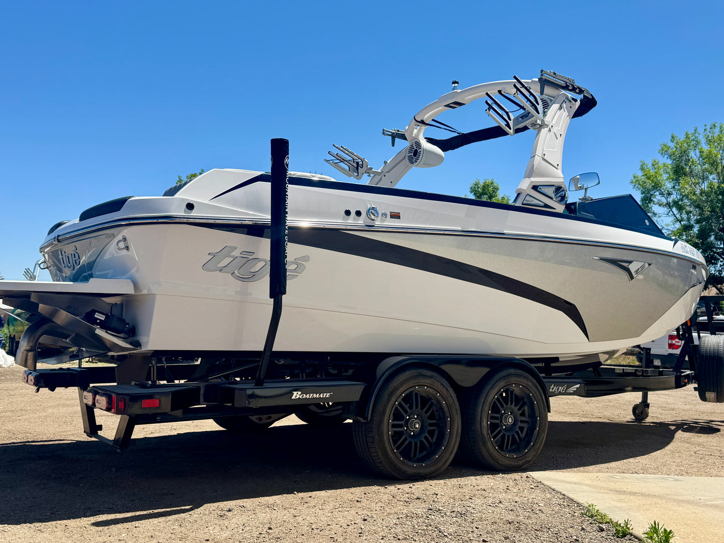 2022 Tige Z3 - 6.2L Raptor 400 - ALMOST NEW