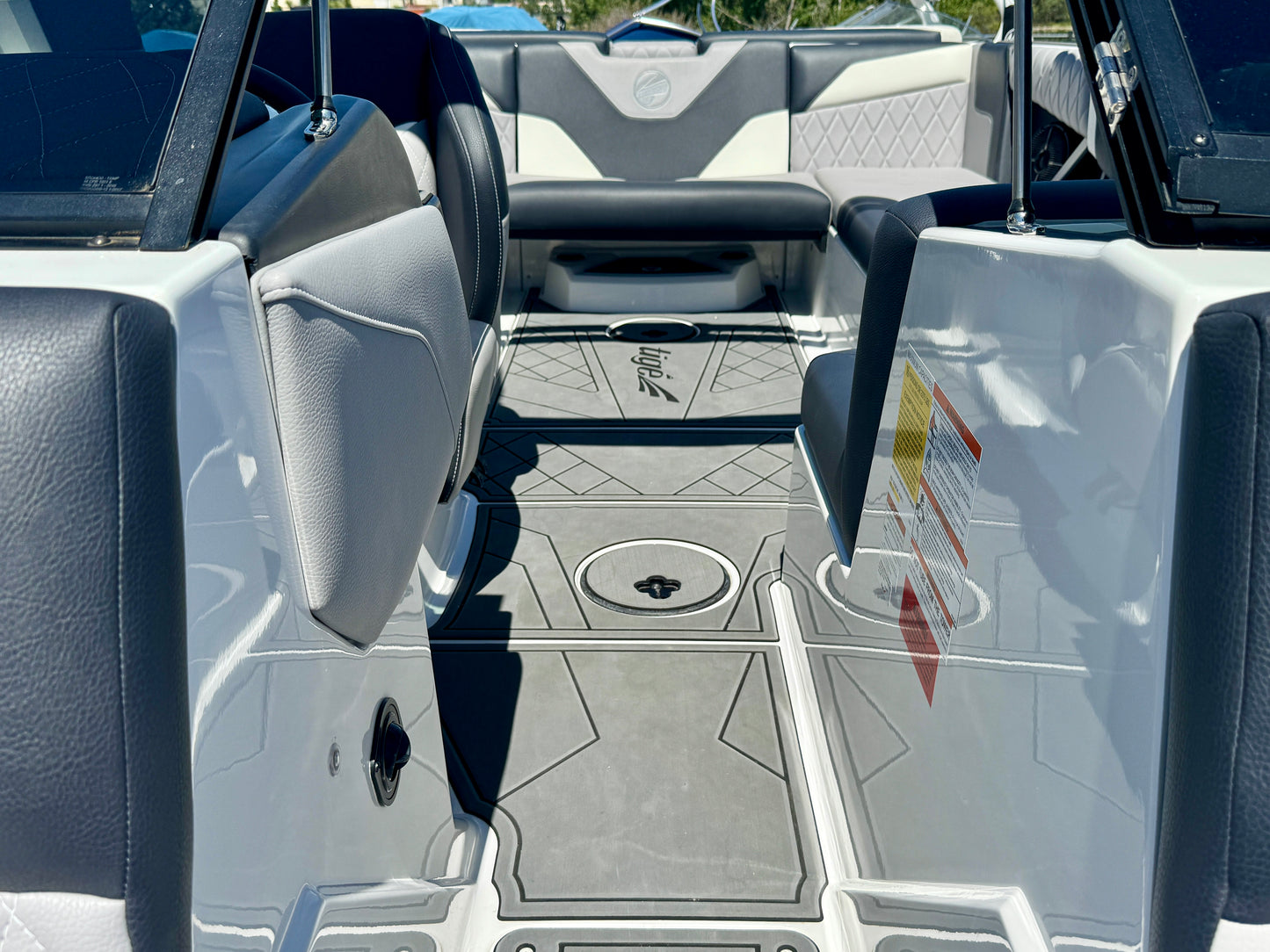 2022 Tige Z3 - 6.2L Raptor 400 - ALMOST NEW