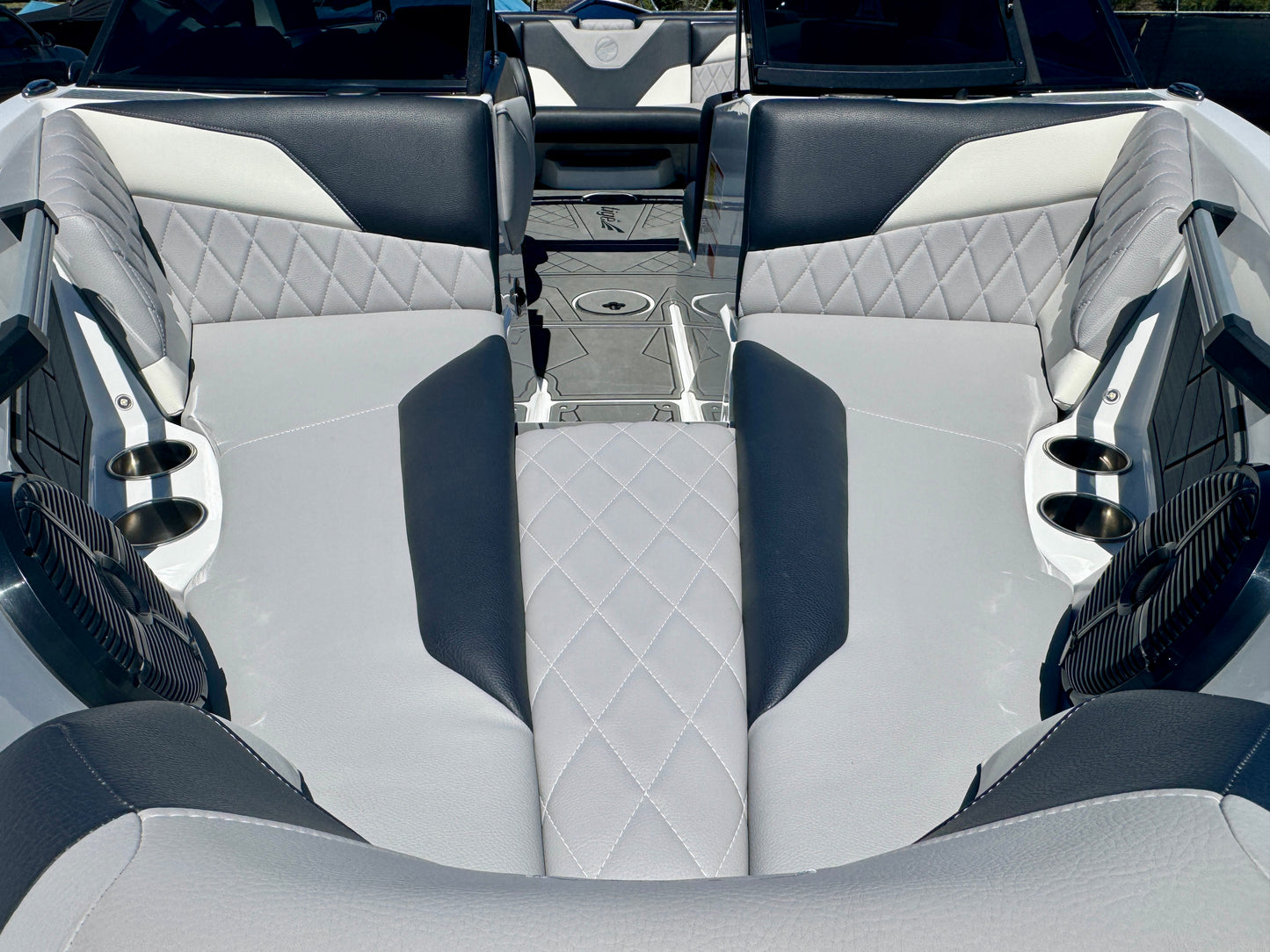 2022 Tige Z3 - 6.2L Raptor 400 - ALMOST NEW