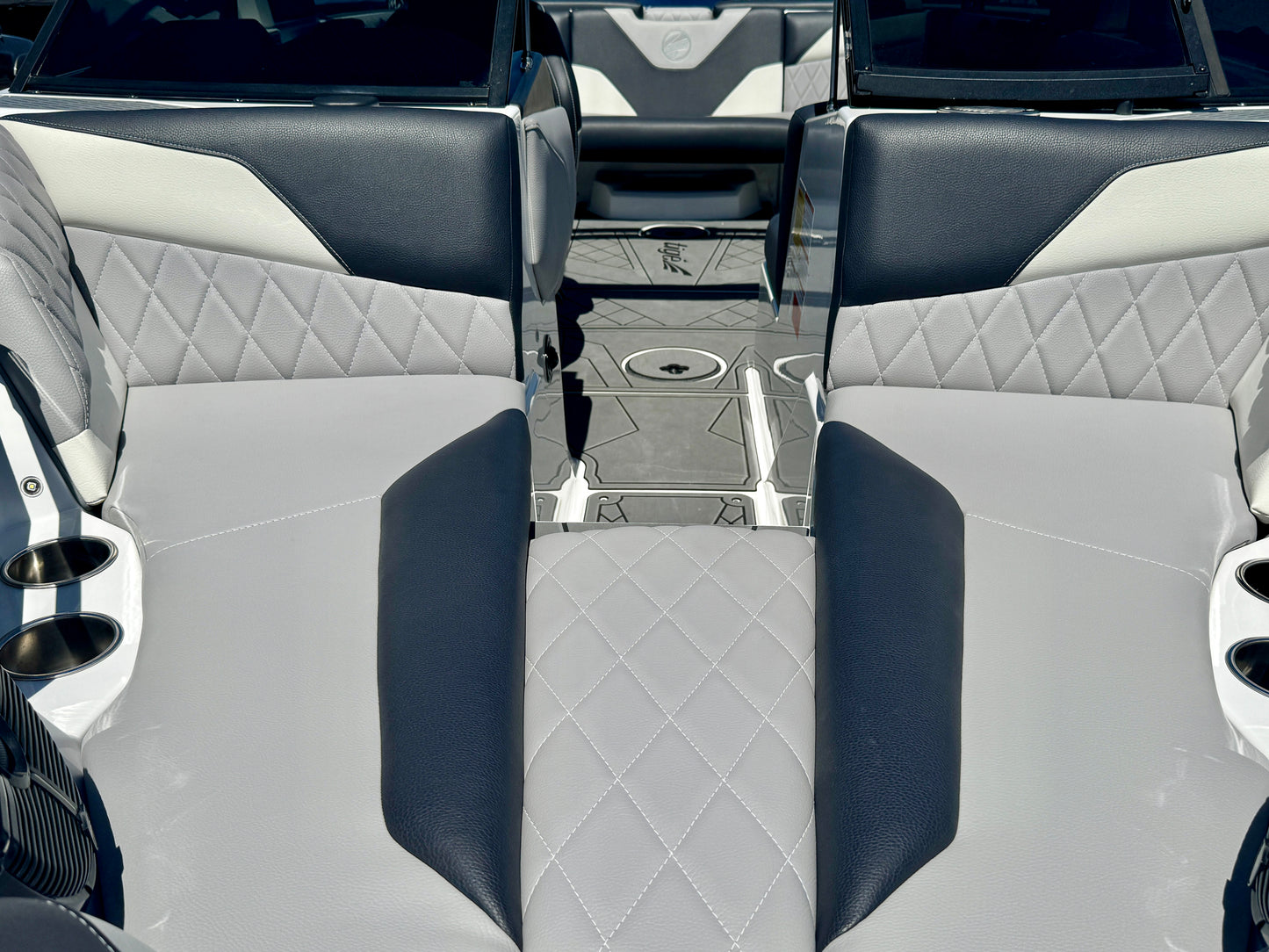 2022 Tige Z3 - 6.2L Raptor 400 - ALMOST NEW