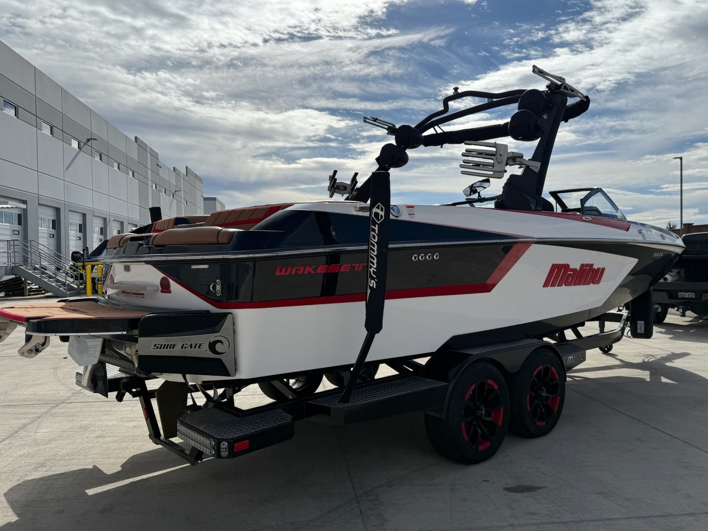 2023 Malibu 23 MXZ - Supercharged LT4 - Almost NEW