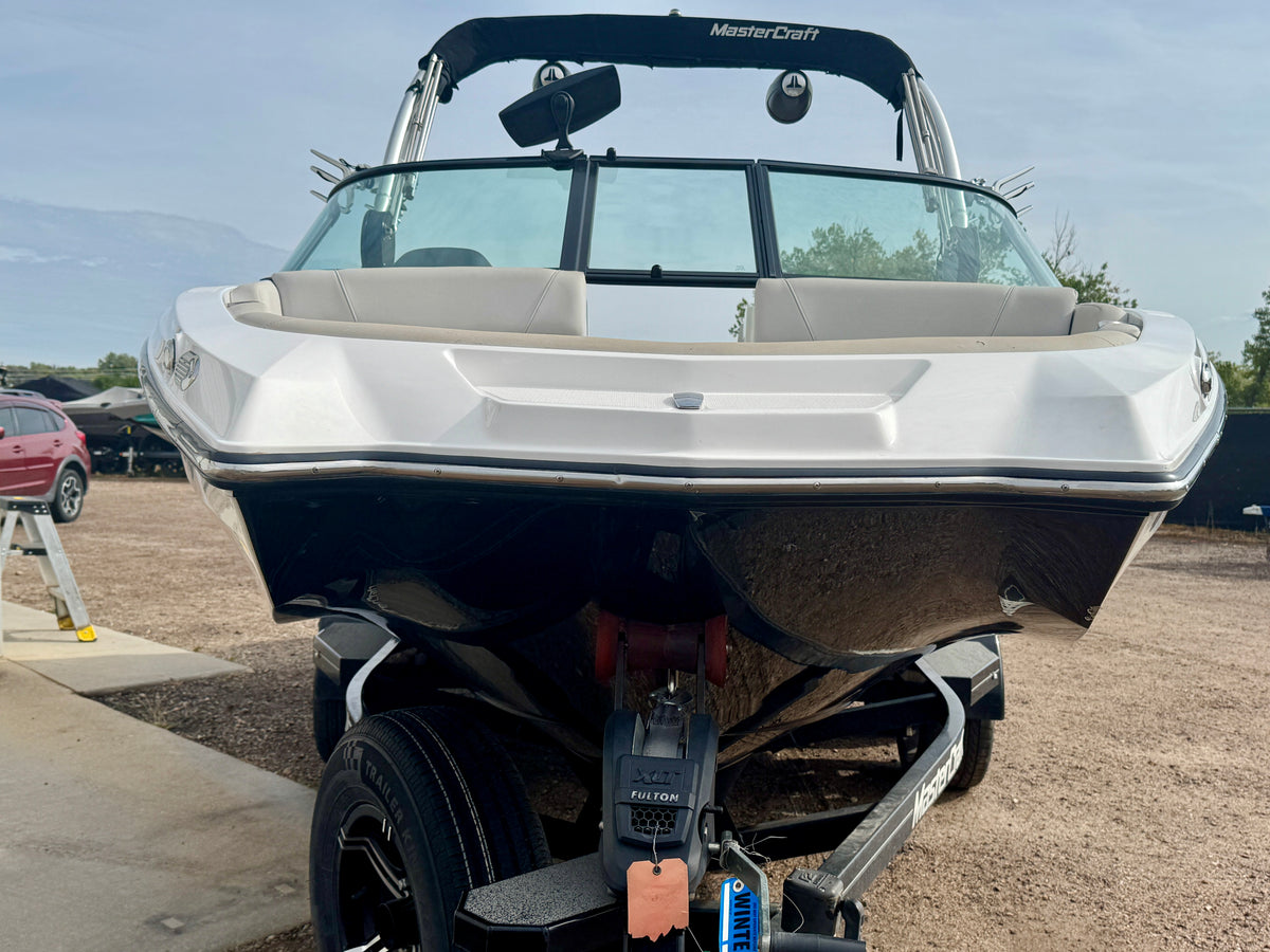 2020 MasterCraft NXT 20 - Great Condition - No Frills