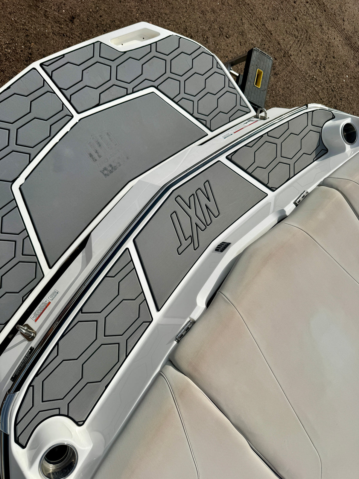2020 MasterCraft NXT 20 - Great Condition - No Frills