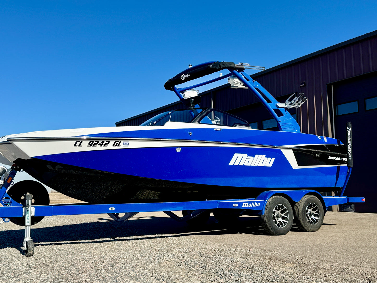 2020 Malibu 22 MXZ - Low Hours - Well Optioned