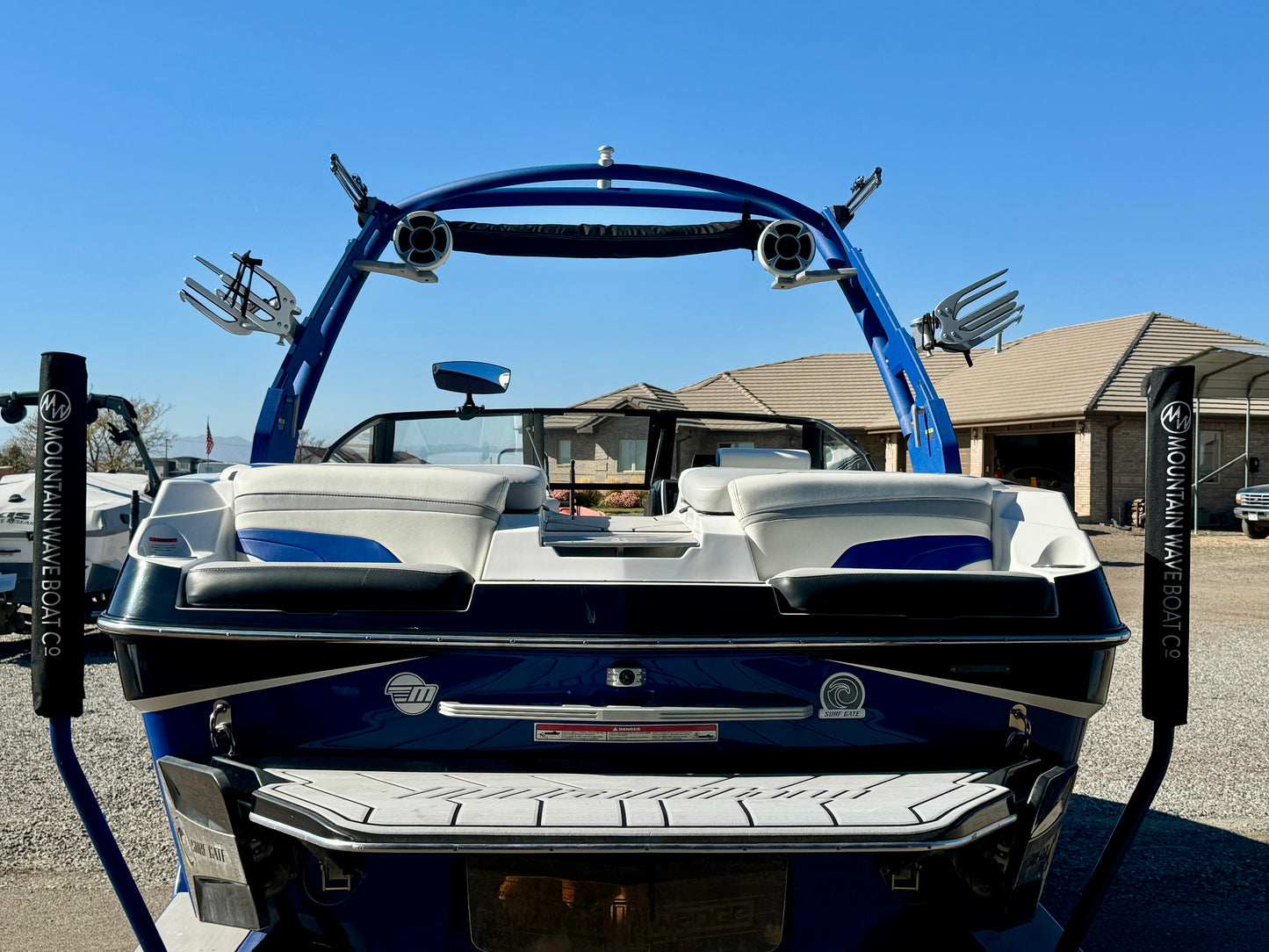 2020 Malibu 22 MXZ - Low Hours - Well Optioned