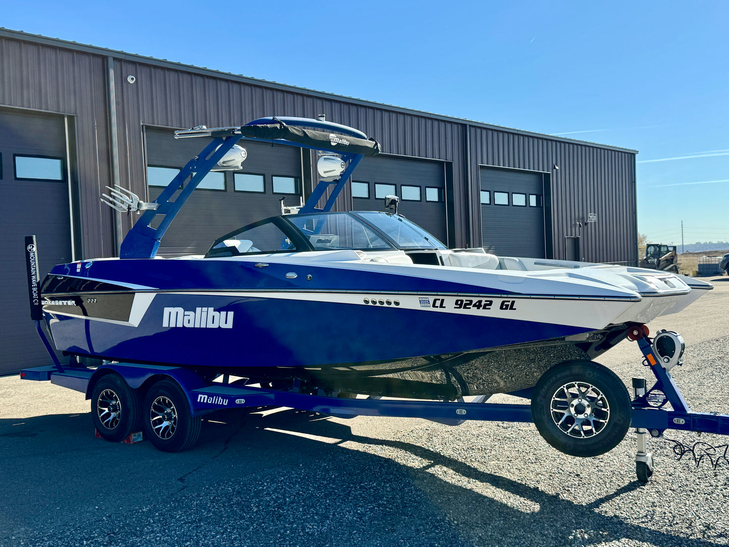 2020 Malibu 22 MXZ - Low Hours - Well Optioned