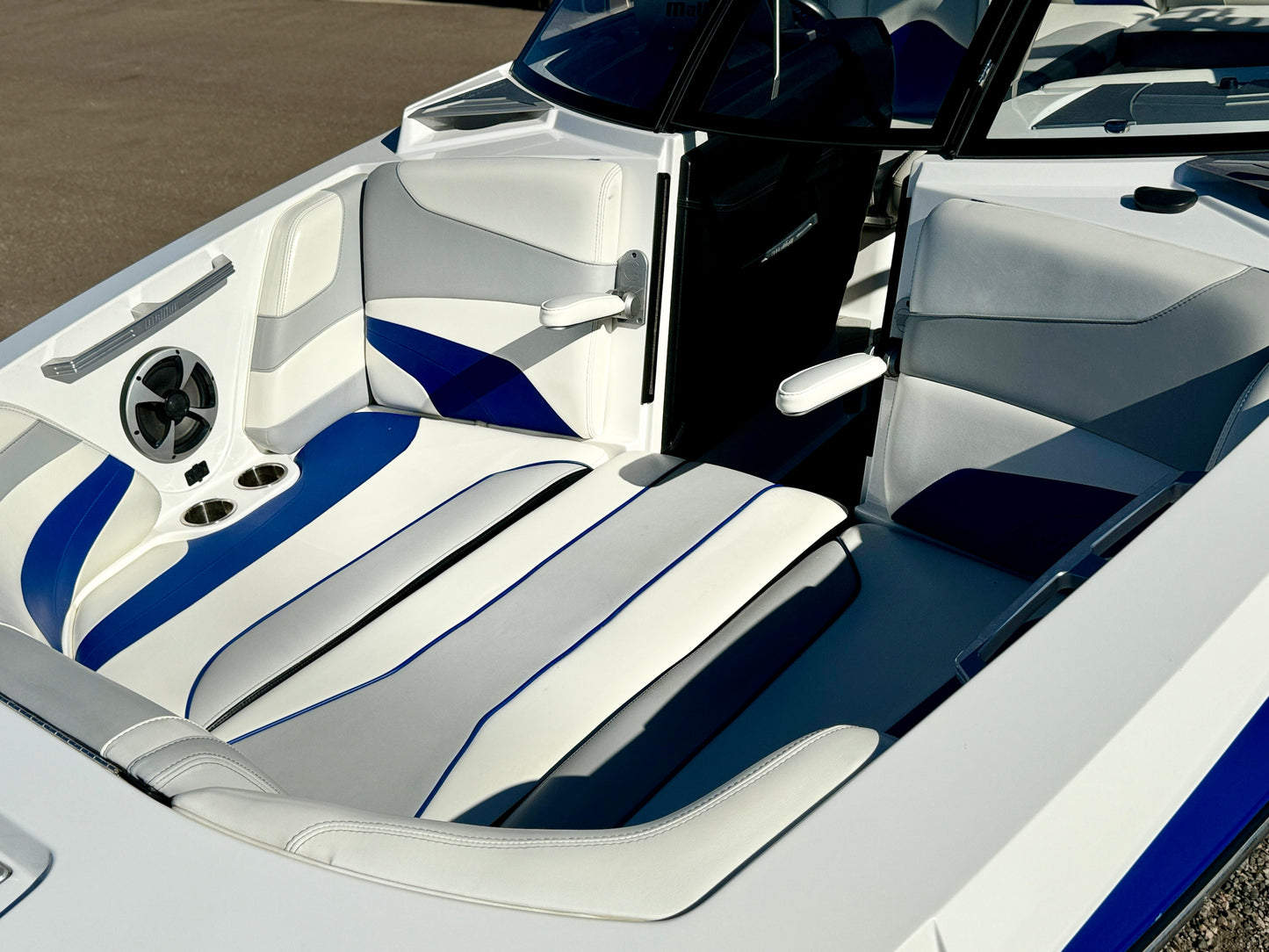 2020 Malibu 22 MXZ - Low Hours - Well Optioned