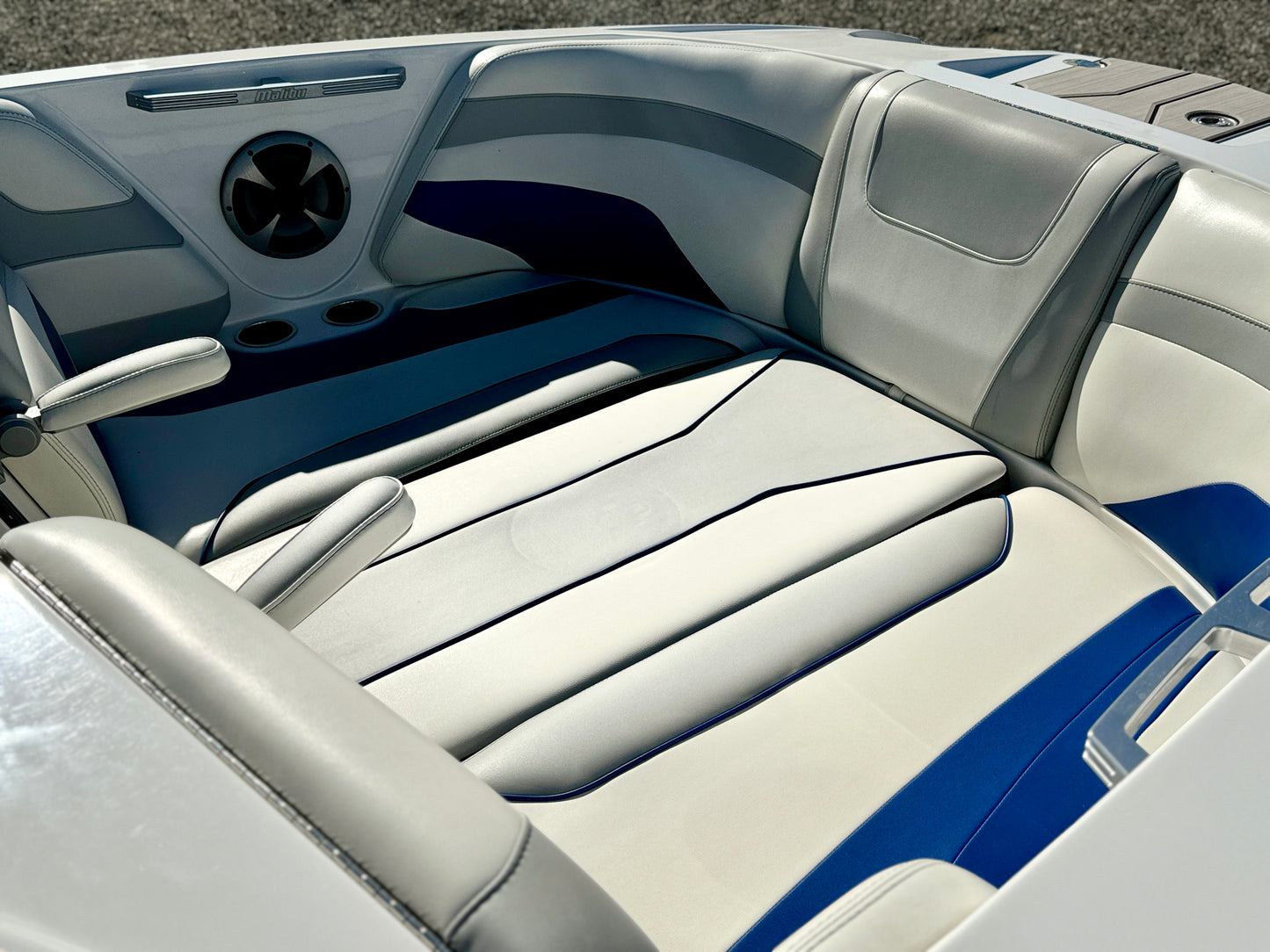 2020 Malibu 22 MXZ - Low Hours - Well Optioned