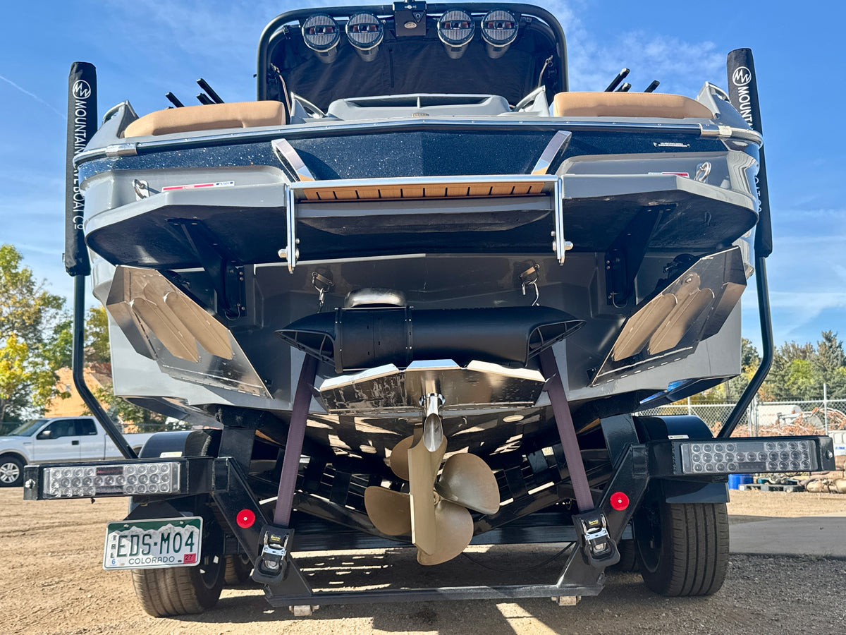 2024 MasterCraft X24 - LOADED - LOW Hours