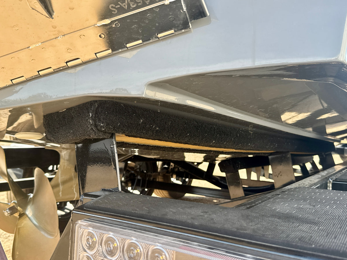 2024 MasterCraft X24 - LOADED - LOW Hours