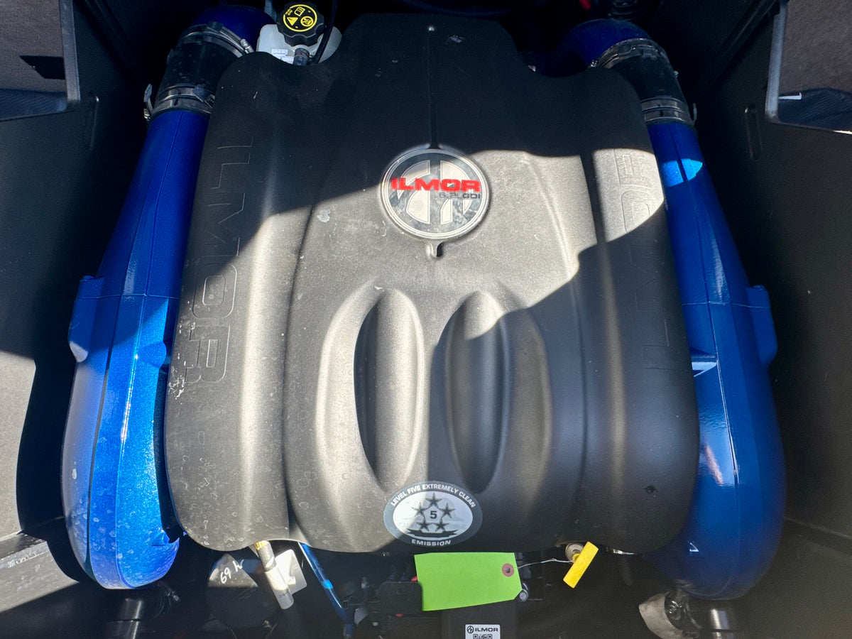 2024 MasterCraft X24 - LOADED - LOW Hours