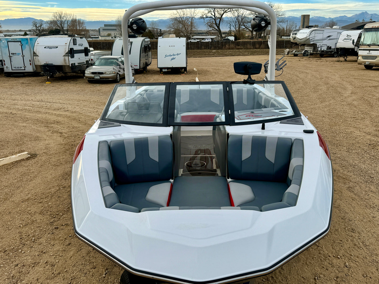 2022 Malibu LX -almost NEW