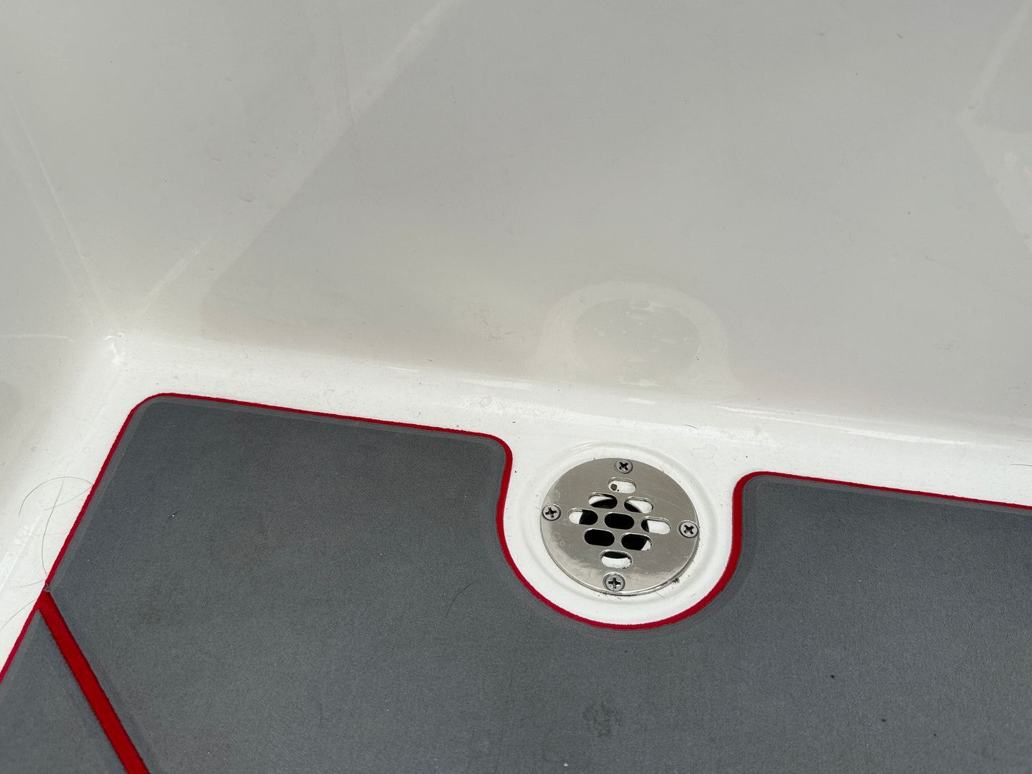 2022 Malibu LX -almost NEW