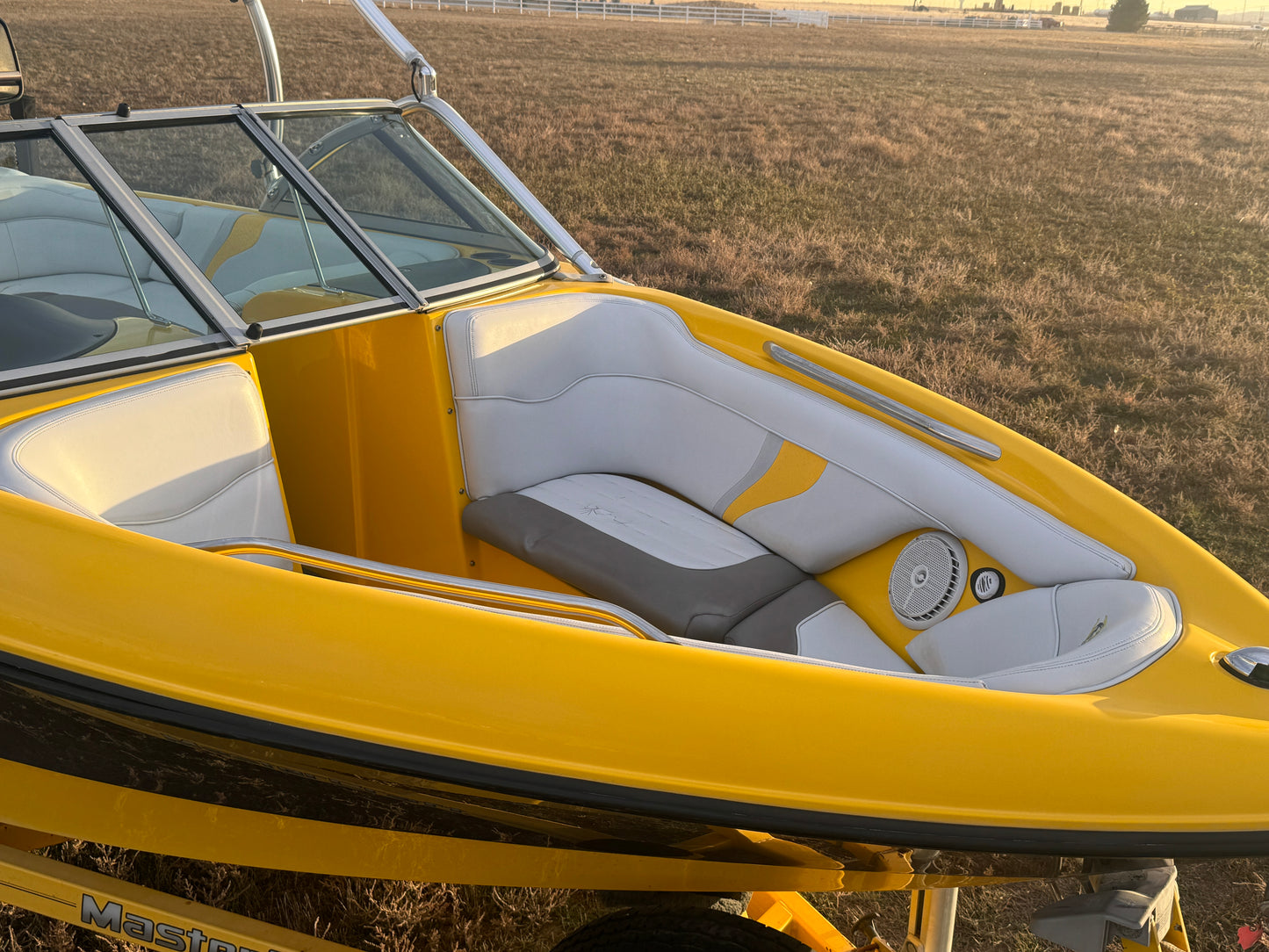 2004 MasterCraft X2 (21') - Turn Key