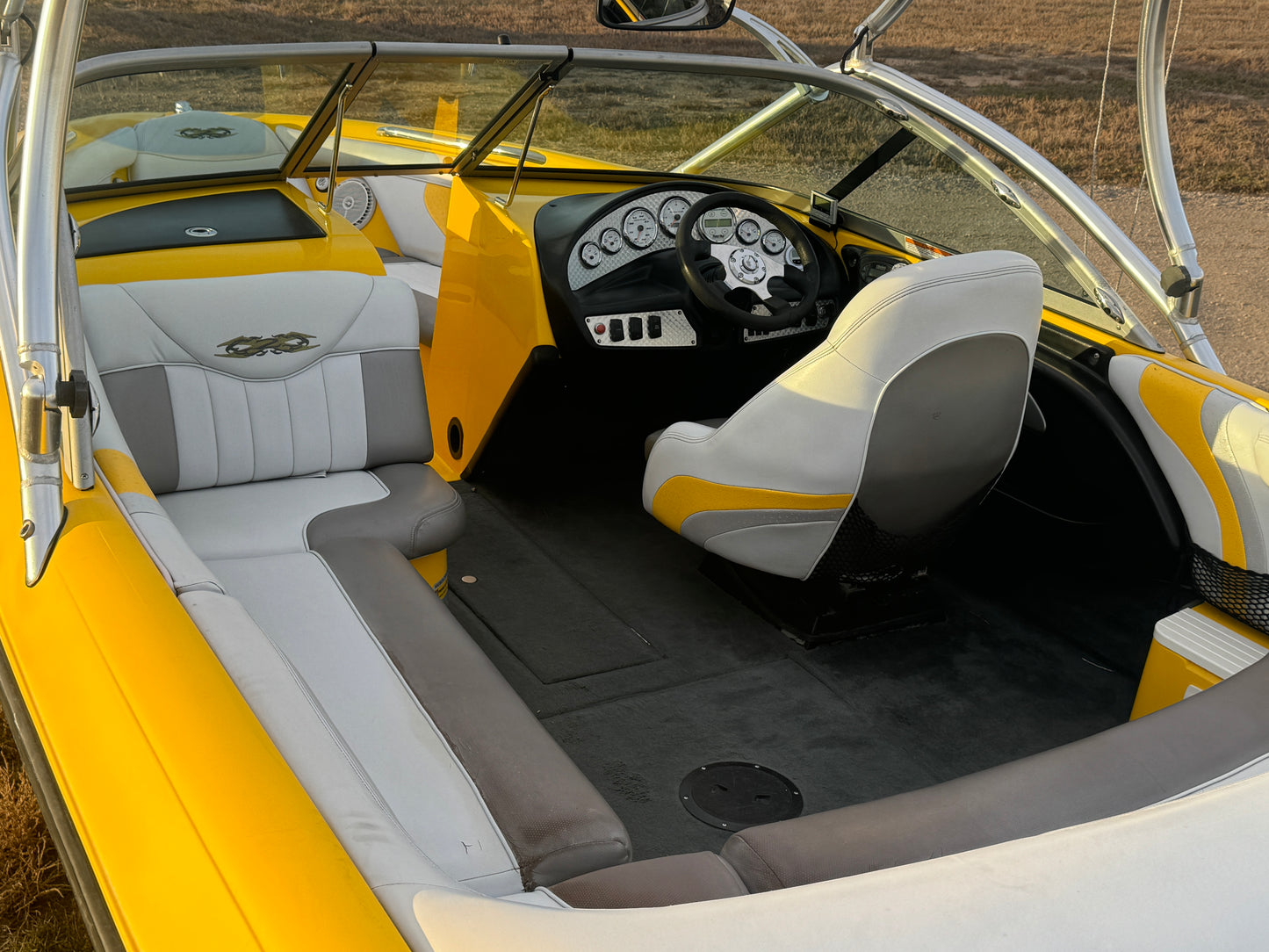 2004 MasterCraft X2 (21') - Turn Key