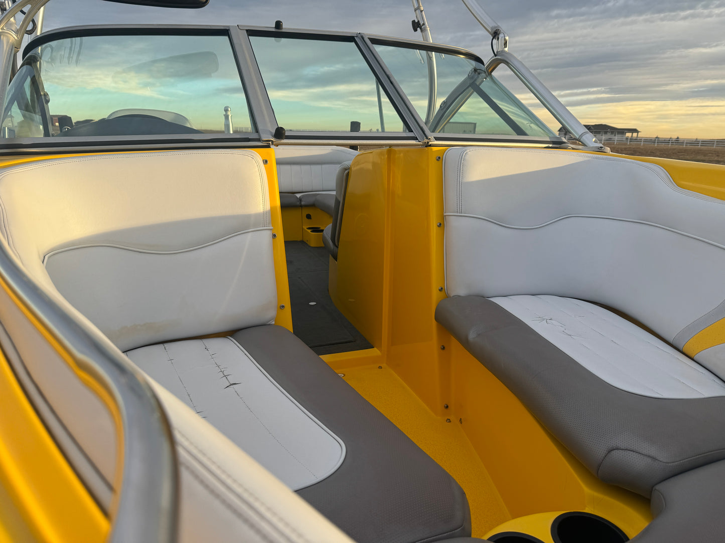 2004 MasterCraft X2 (21') - Turn Key