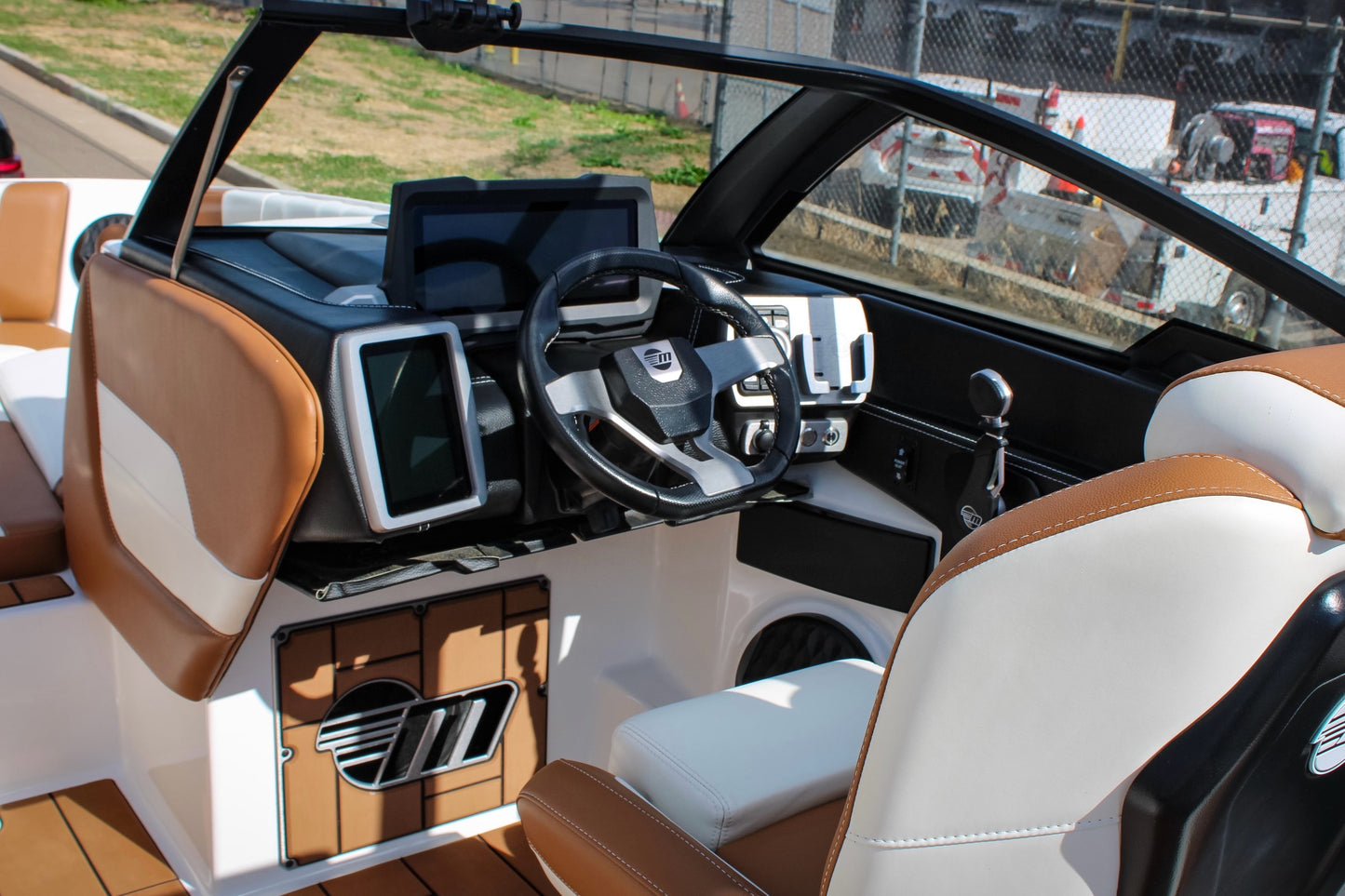 2023 Malibu 23 MXZ - M6DI - CLEAN