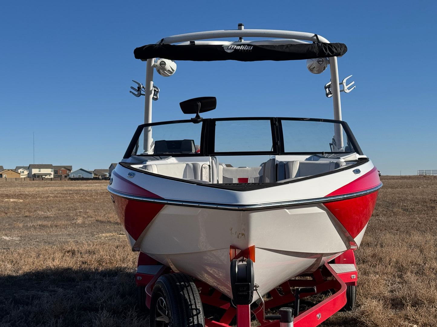 2021 Malibu 23 LSV - Low Hours