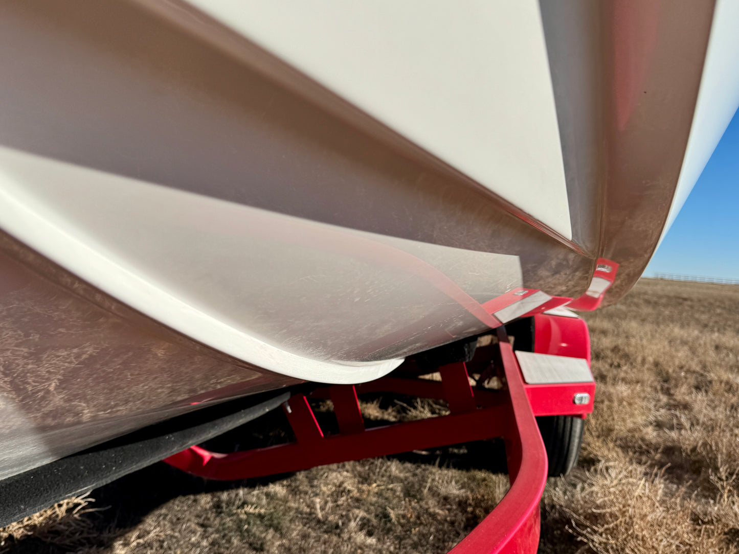 2021 Malibu 23 LSV - Low Hours