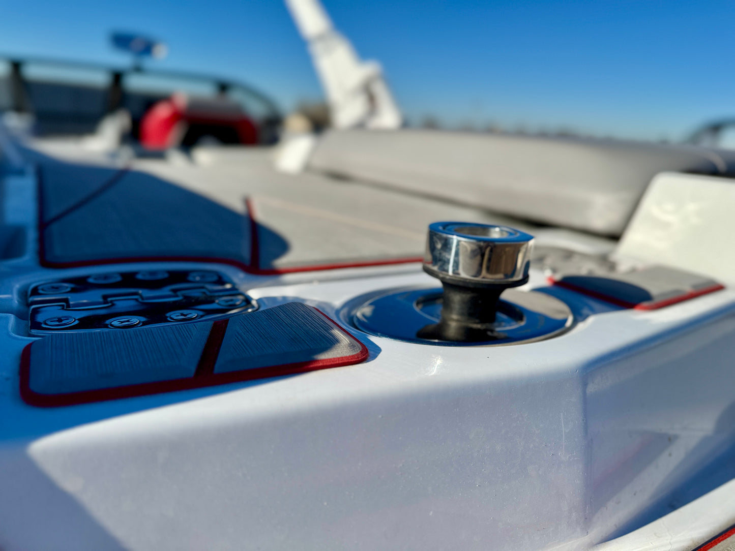 2021 Malibu 23 LSV - Low Hours