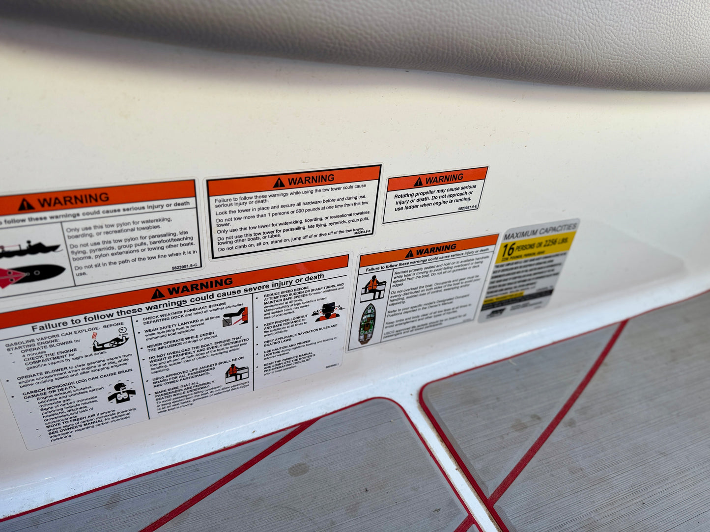 2021 Malibu 23 LSV - Low Hours