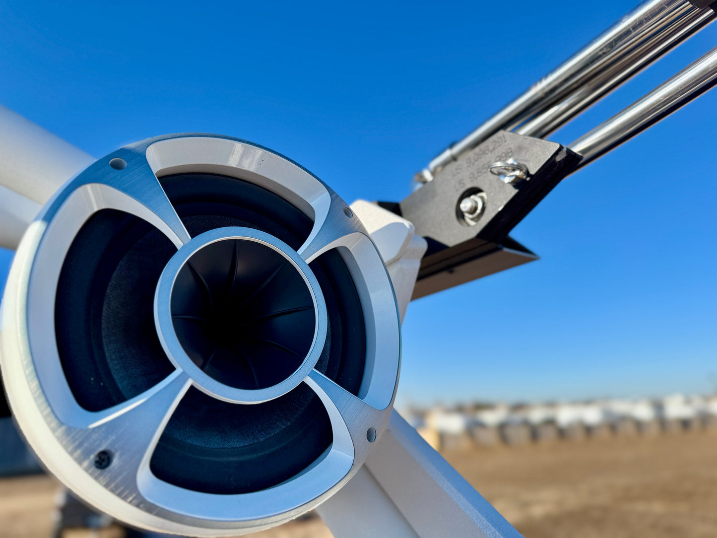 2021 Malibu 23 LSV - Low Hours