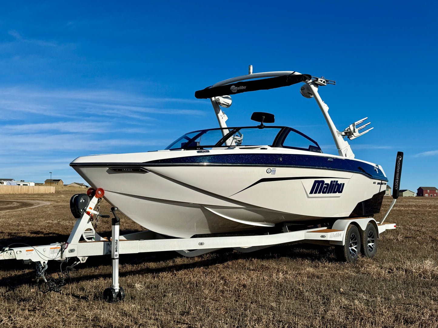 2021 Malibu 23 LSV - M6DI - Clean