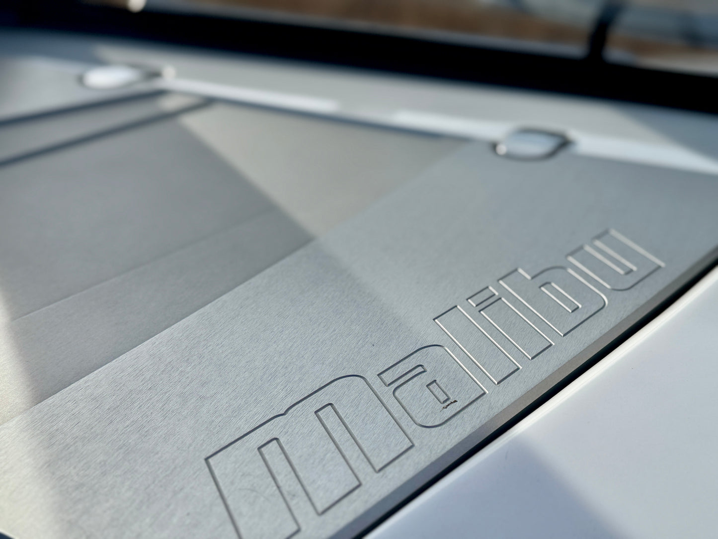 2021 Malibu 23 LSV - M6DI - Clean