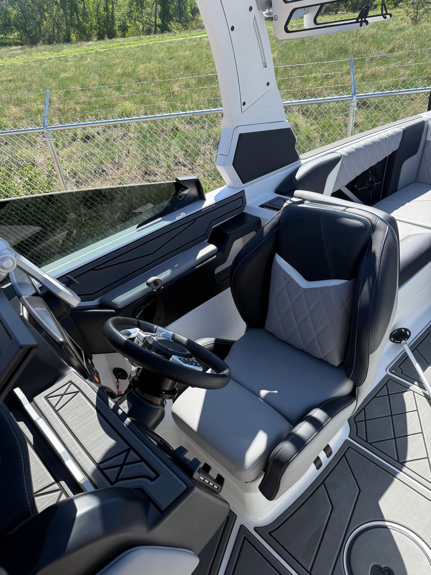 2022 Tige Z3 - 6.2L Raptor 400 - ALMOST NEW