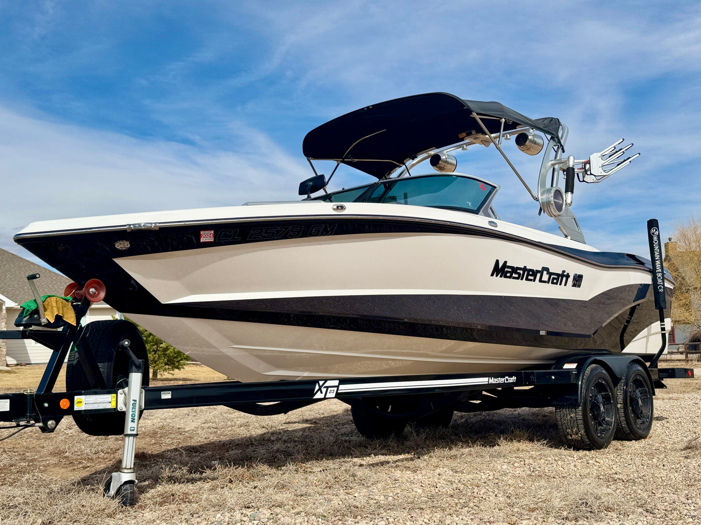 2021 MasterCraft XT23 - 60HRS- 6.0 MPI - Almost NEW