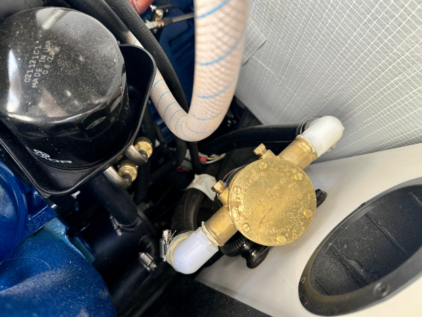 2021 MasterCraft XT23 - 60HRS- 6.0 MPI - Almost NEW