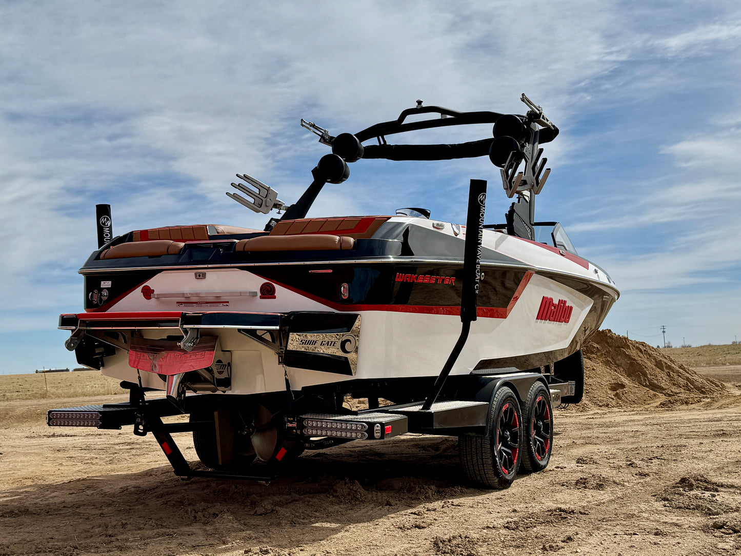 2023 Malibu 23 MXZ - Supercharged LT4 - Almost NEW
