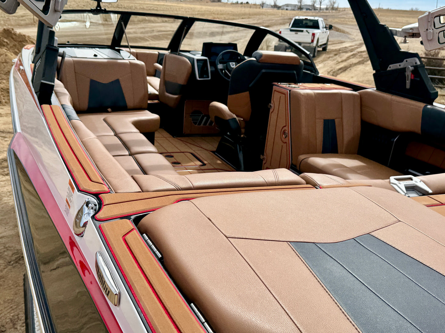 2023 Malibu 23 MXZ - Supercharged LT4 - Almost NEW