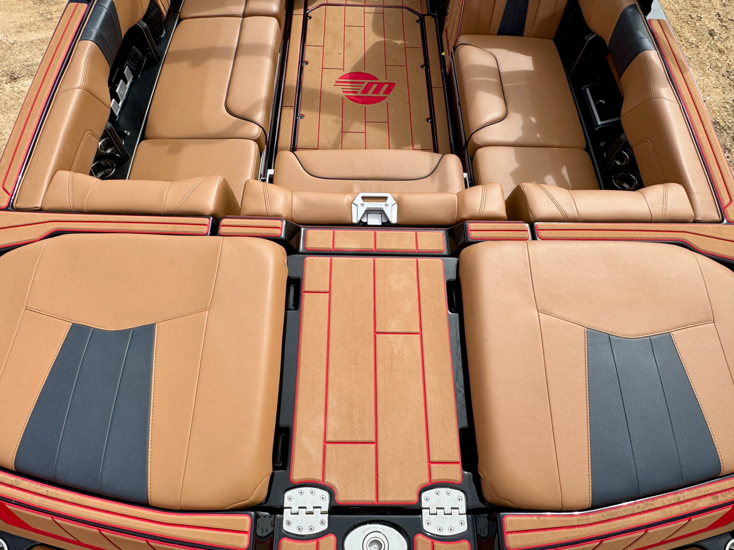 2023 Malibu 23 MXZ - Supercharged LT4 - Almost NEW