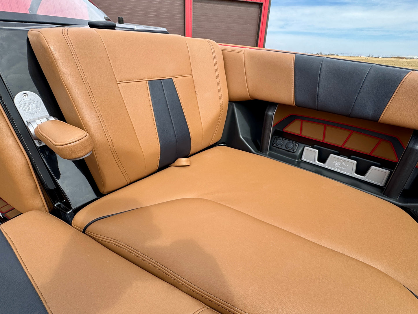2023 Malibu 23 MXZ - Supercharged LT4 - Almost NEW