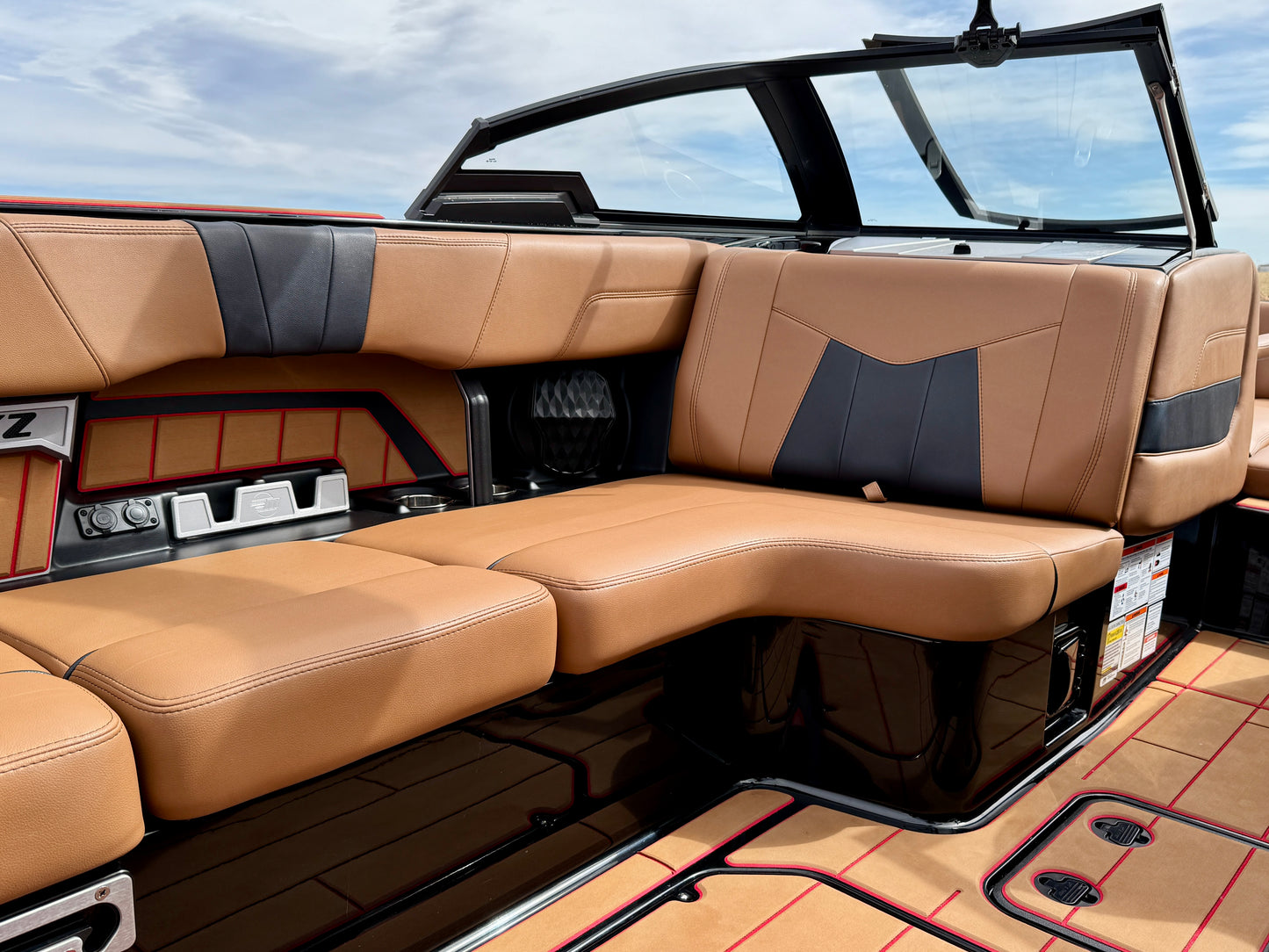 2023 Malibu 23 MXZ - Supercharged LT4 - Almost NEW