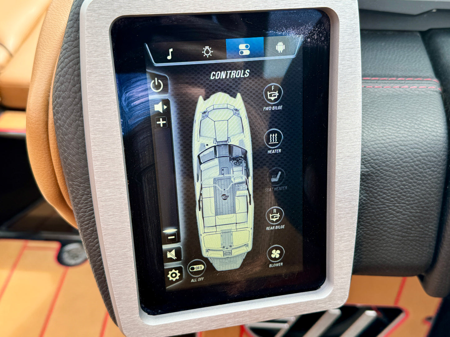2023 Malibu 23 MXZ - Supercharged LT4 - Almost NEW