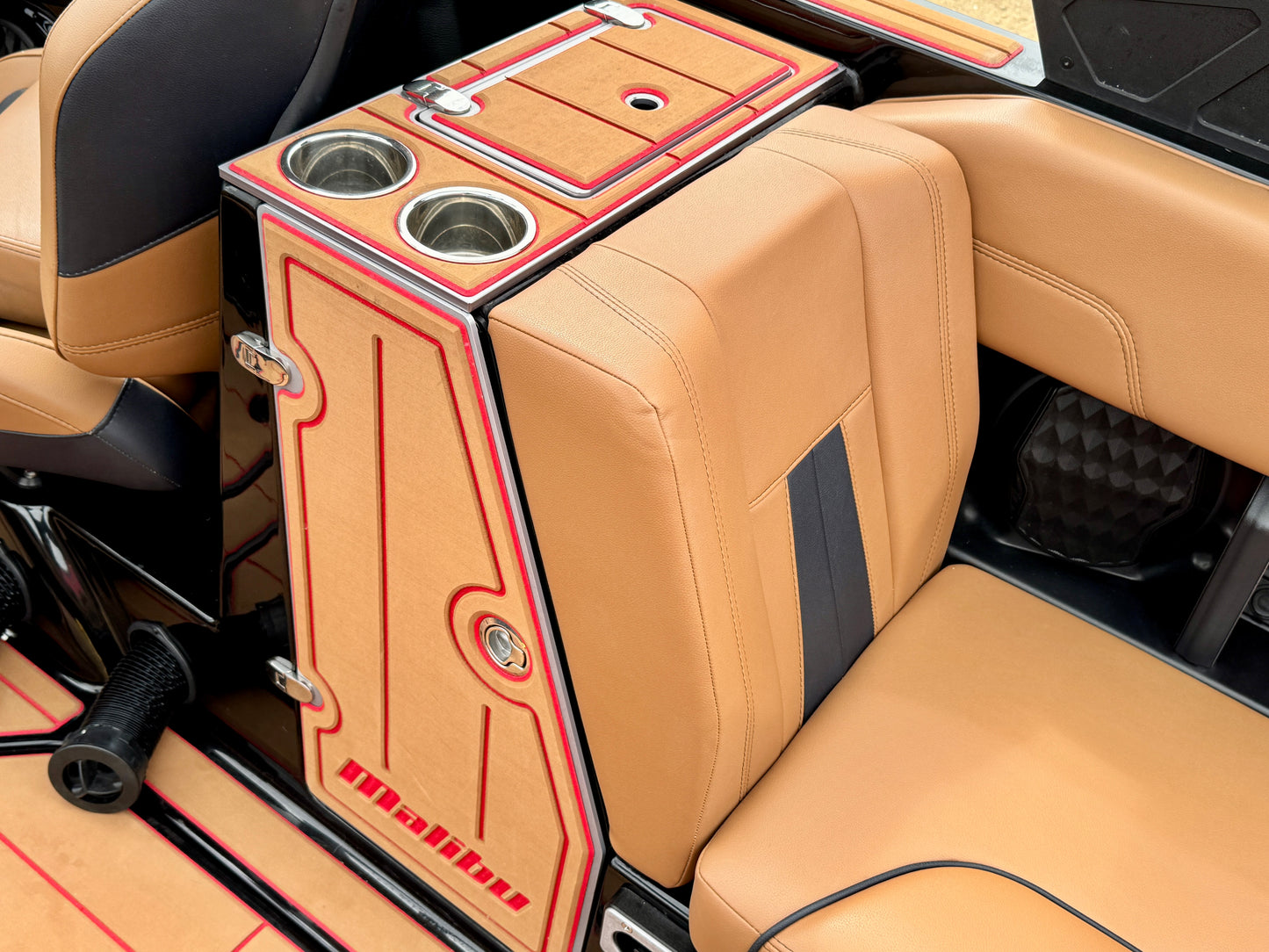 2023 Malibu 23 MXZ - Supercharged LT4 - Almost NEW