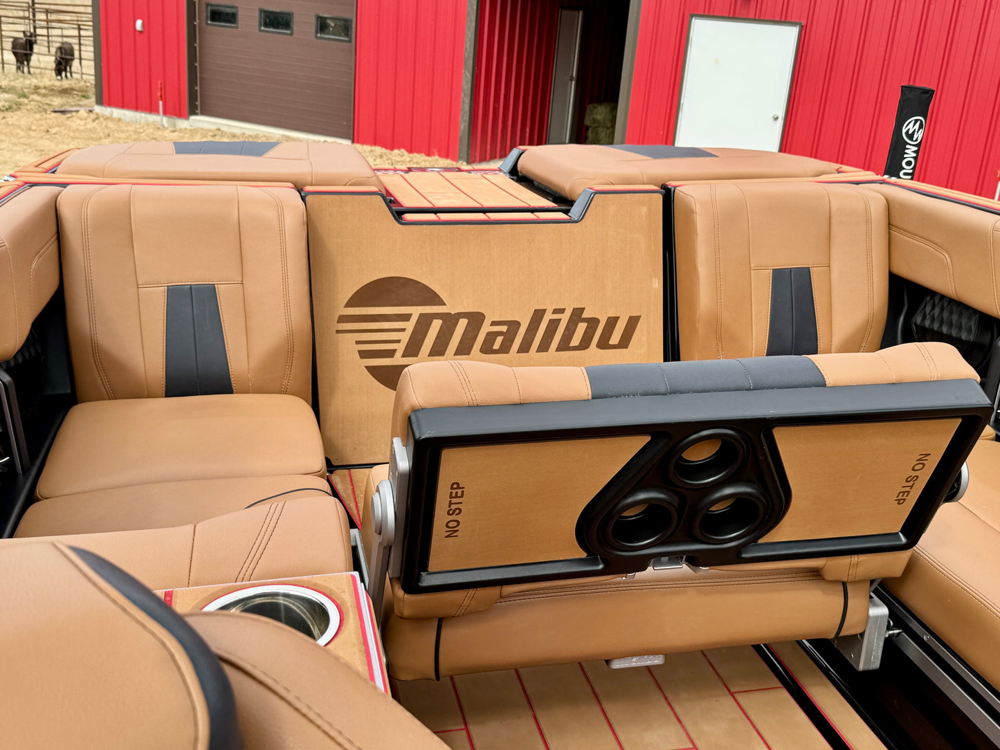 2023 Malibu 23 MXZ - Supercharged LT4 - Almost NEW