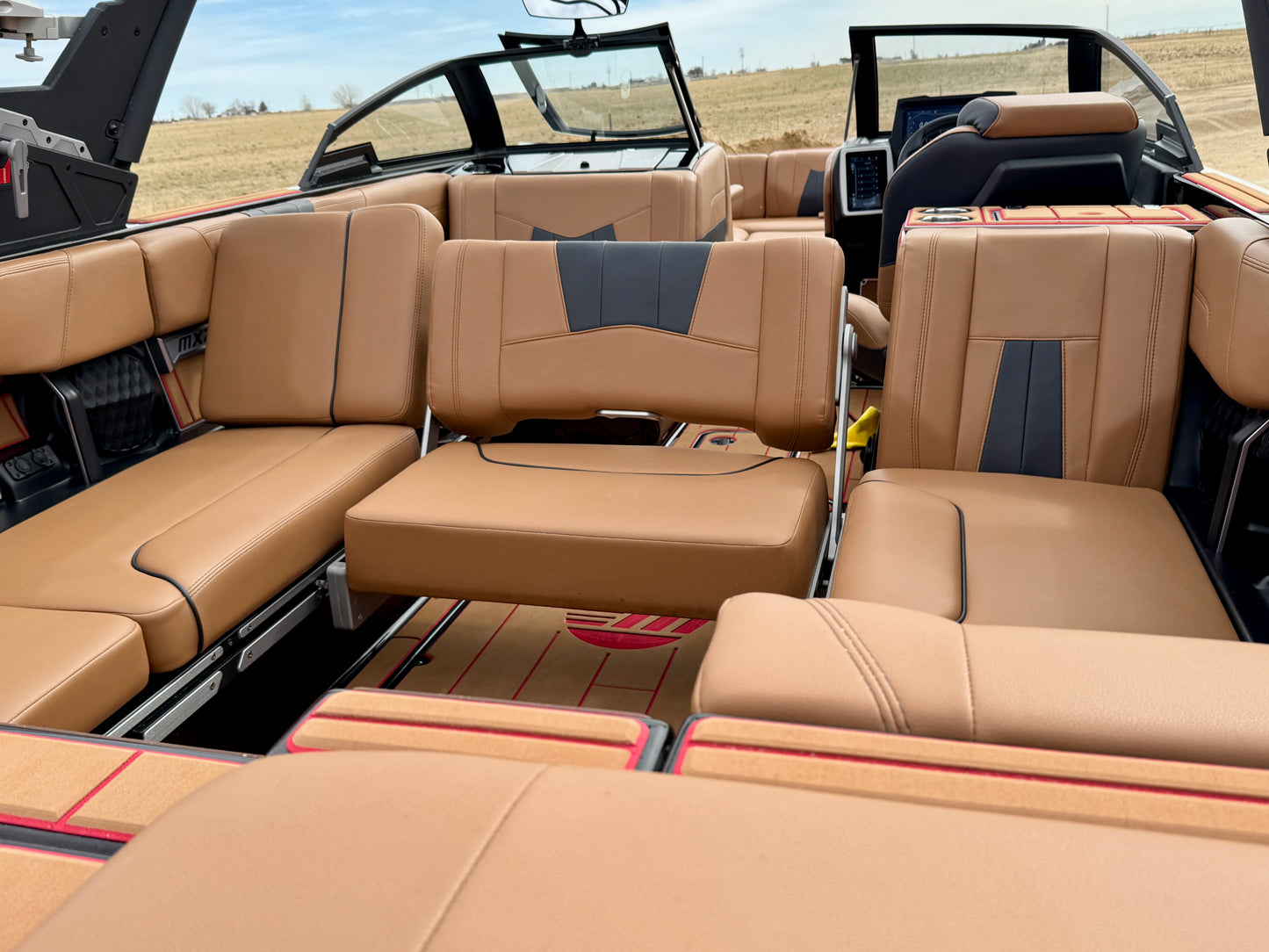 2023 Malibu 23 MXZ - Supercharged LT4 - Almost NEW