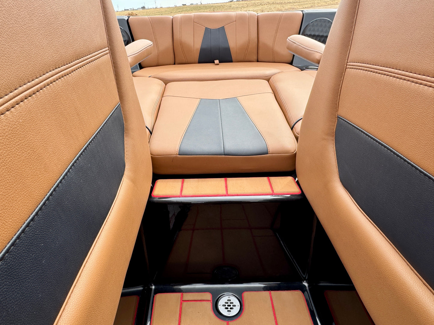 2023 Malibu 23 MXZ - Supercharged LT4 - Almost NEW